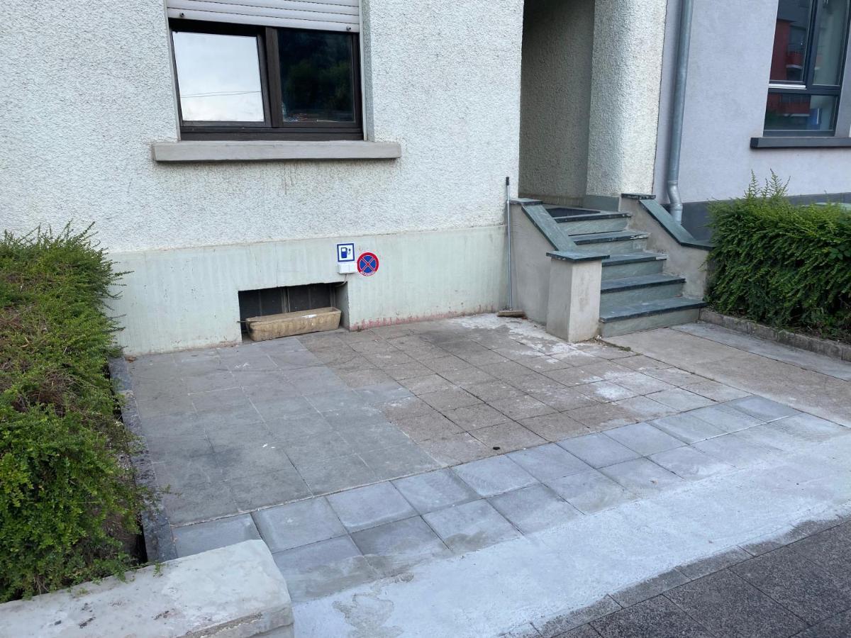 Homestay In Beggen House - In